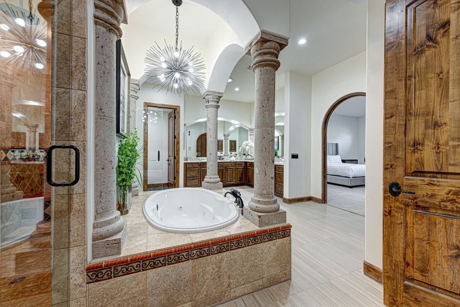 Primary Suite Bathroom