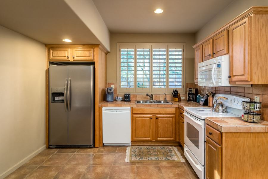 Garden Casita Kitchen