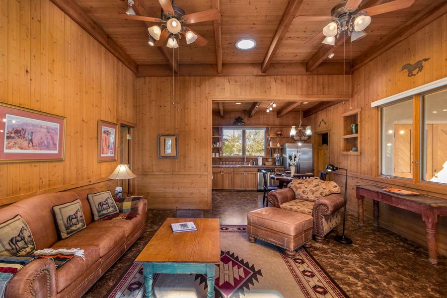 Cabin Casita Living