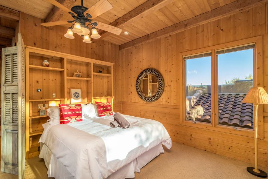 The Loft's Bed (2)