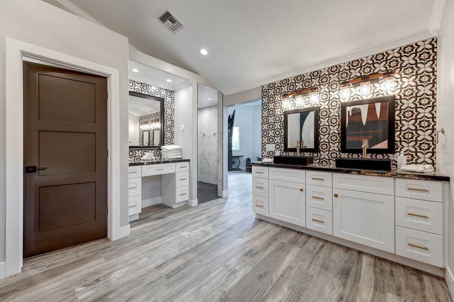 Primary Suite Bath